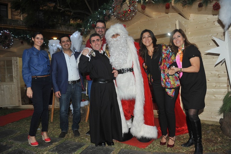 Christmas at USEK